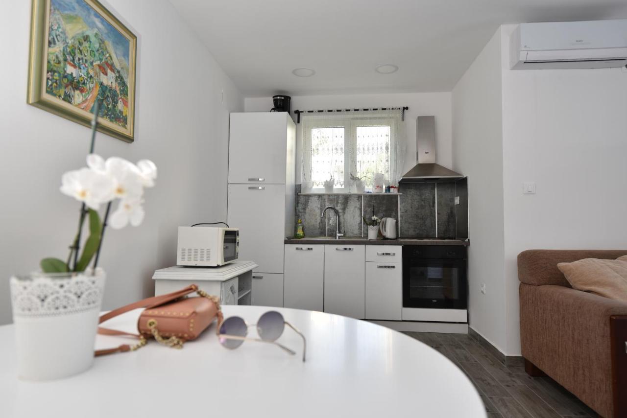Apartments Pralas Mokošica Eksteriør billede