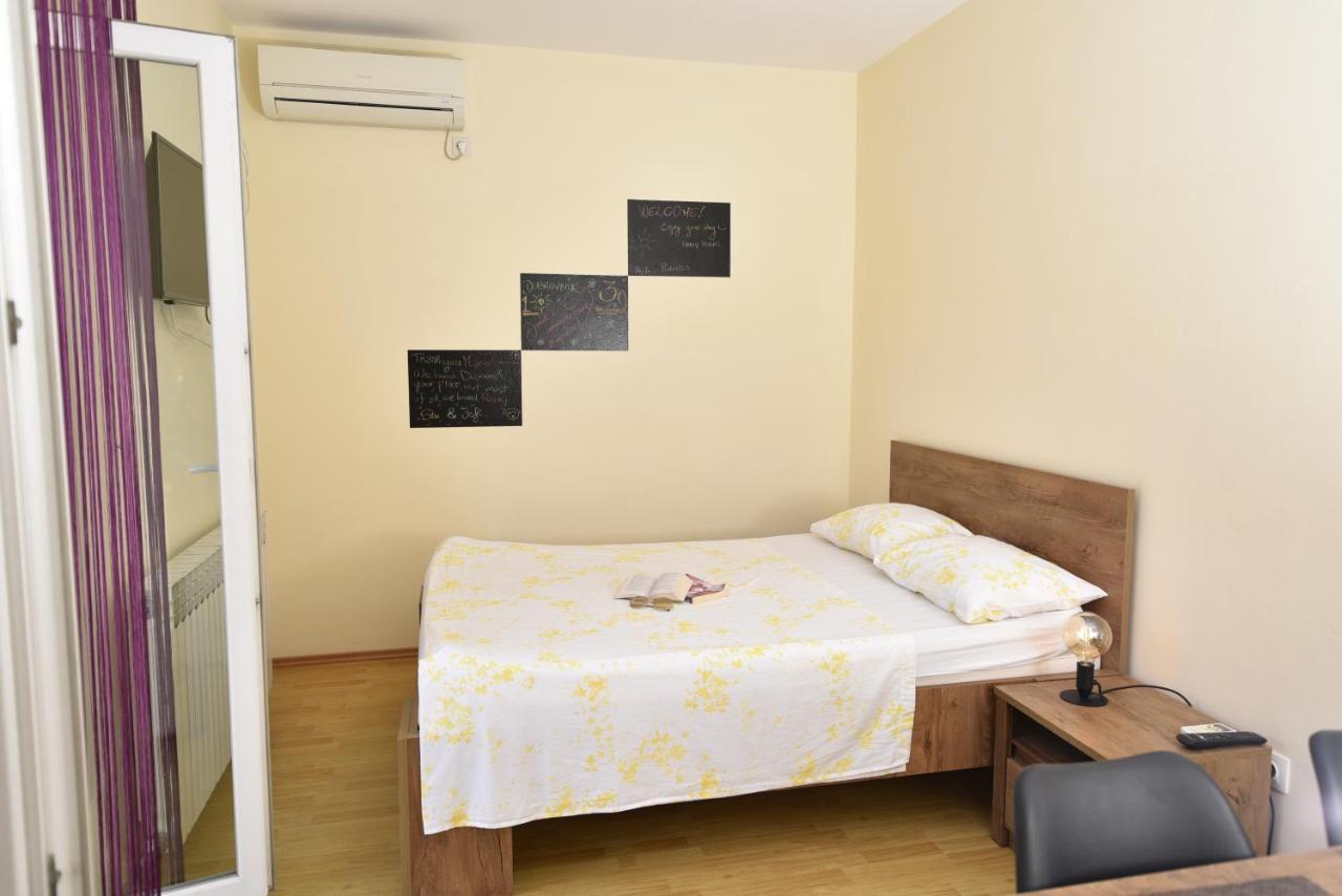 Apartments Pralas Mokošica Eksteriør billede