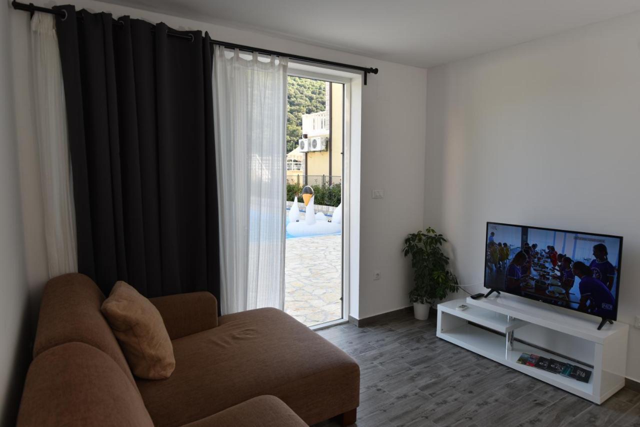 Apartments Pralas Mokošica Eksteriør billede