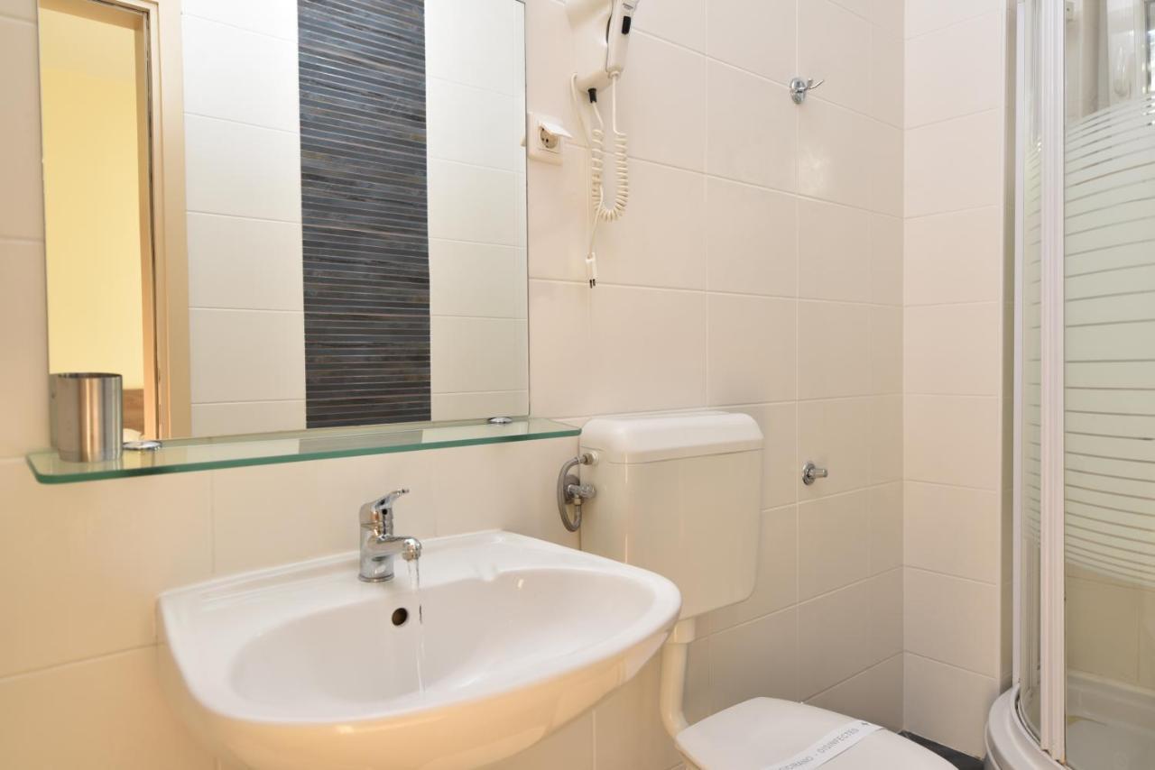 Apartments Pralas Mokošica Eksteriør billede