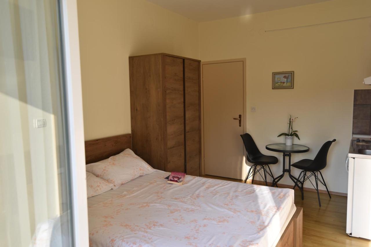 Apartments Pralas Mokošica Eksteriør billede