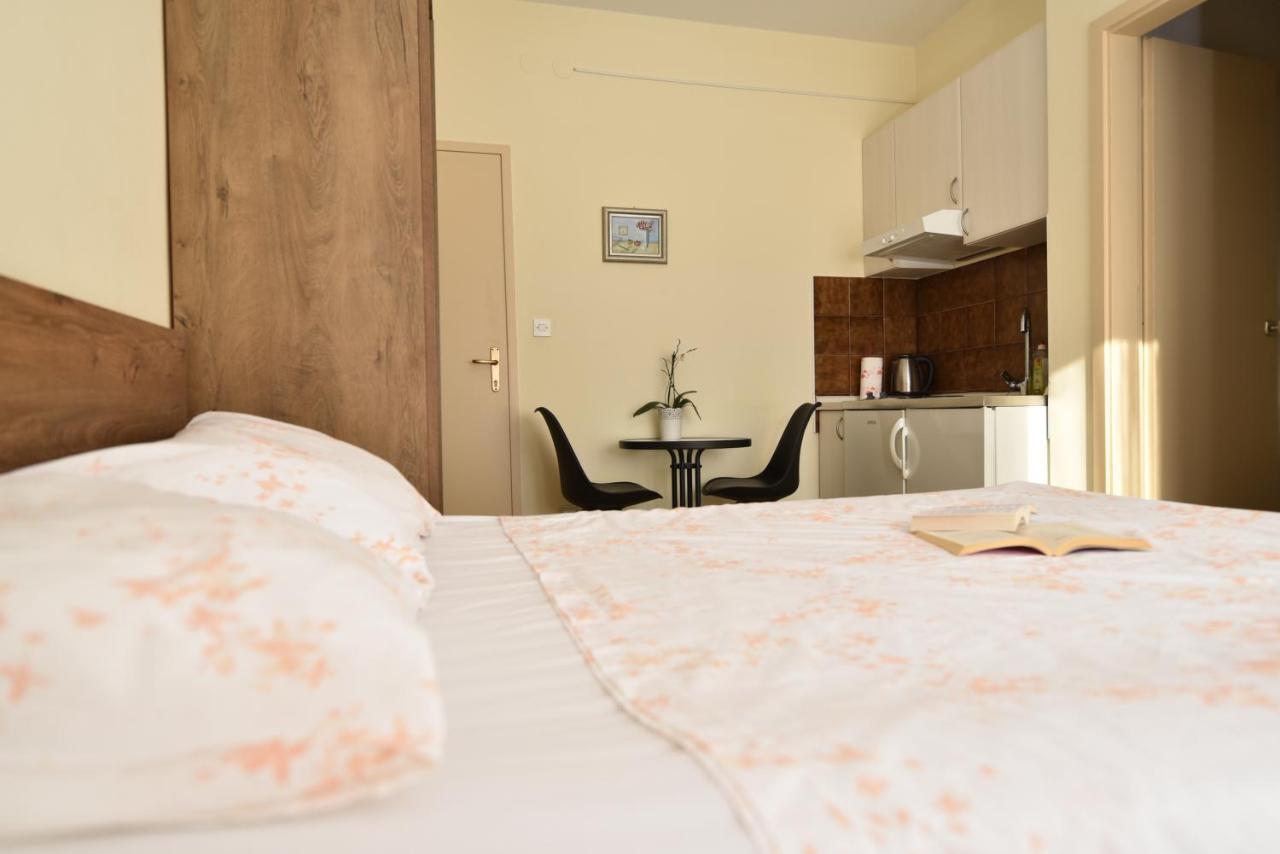 Apartments Pralas Mokošica Eksteriør billede